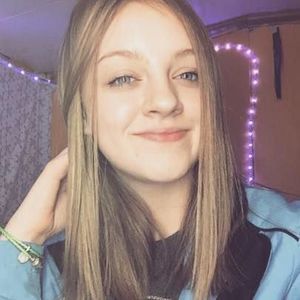 Meet your Posher, Savannah